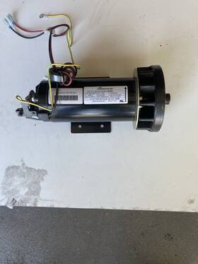 Bzy89a Bowflex Nautilus Treadclimber Tc10 Tc20 Tc100 Tc200 - Dc Motor