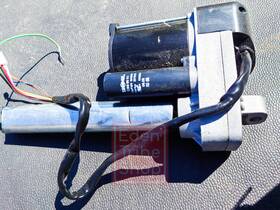 E213054 Johnson Cbb60 Livestrong Treadmill Incline Motor. 500 Lbs