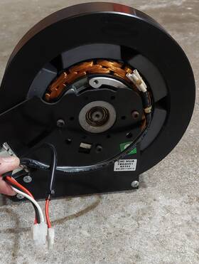 Life Fitness Ak66-00140-0000 Lifefitness 95r External Clutch Generator And Pulley Assembly