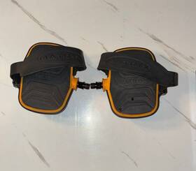 1000230353 Matrix Used Fitness Bike Pedals Pair With Straps 9/16 Inch Axle Oem Part #1000230353