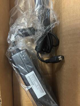 Octane Fitness 112584-001 Elliptical Smart Console 4 Pin Power Supply 12v 12.5a