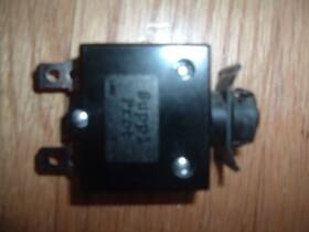9-9121-munbpo Star Trac 470-0417 E-tci Treadmill Power Entry Circuit Breaker 18a 9-9121-munbpo Star Trac 470-0417 E-tci Treadmill Power Entry Circuit Breaker 18a