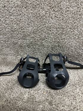 Technogym 741869643464 Unity Upright Bike Foot Pedal Pair Set