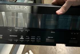 115265 Treadmill Doctor Black Console Intellex 1