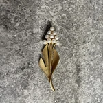 Vintage Gold Tone Faux Pearl 2-3/4" Brooch Pin Jewelry XR-45. Fixed Price $9.99.