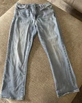 Gap Jeans Women Size 29 Crop Kick Light Indigo Pre-owned. Fixed Price $5.40.