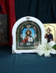Christ Pantocrator Icon 5.9X7" In White Wooden Arched Kiot 9.8X10.8X1.6". Fixed Price $39.00.