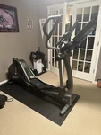 Life Fitness E3 Elliptical Cross Trainer +track Console Excellent Condition. Fixed Price $500.00.